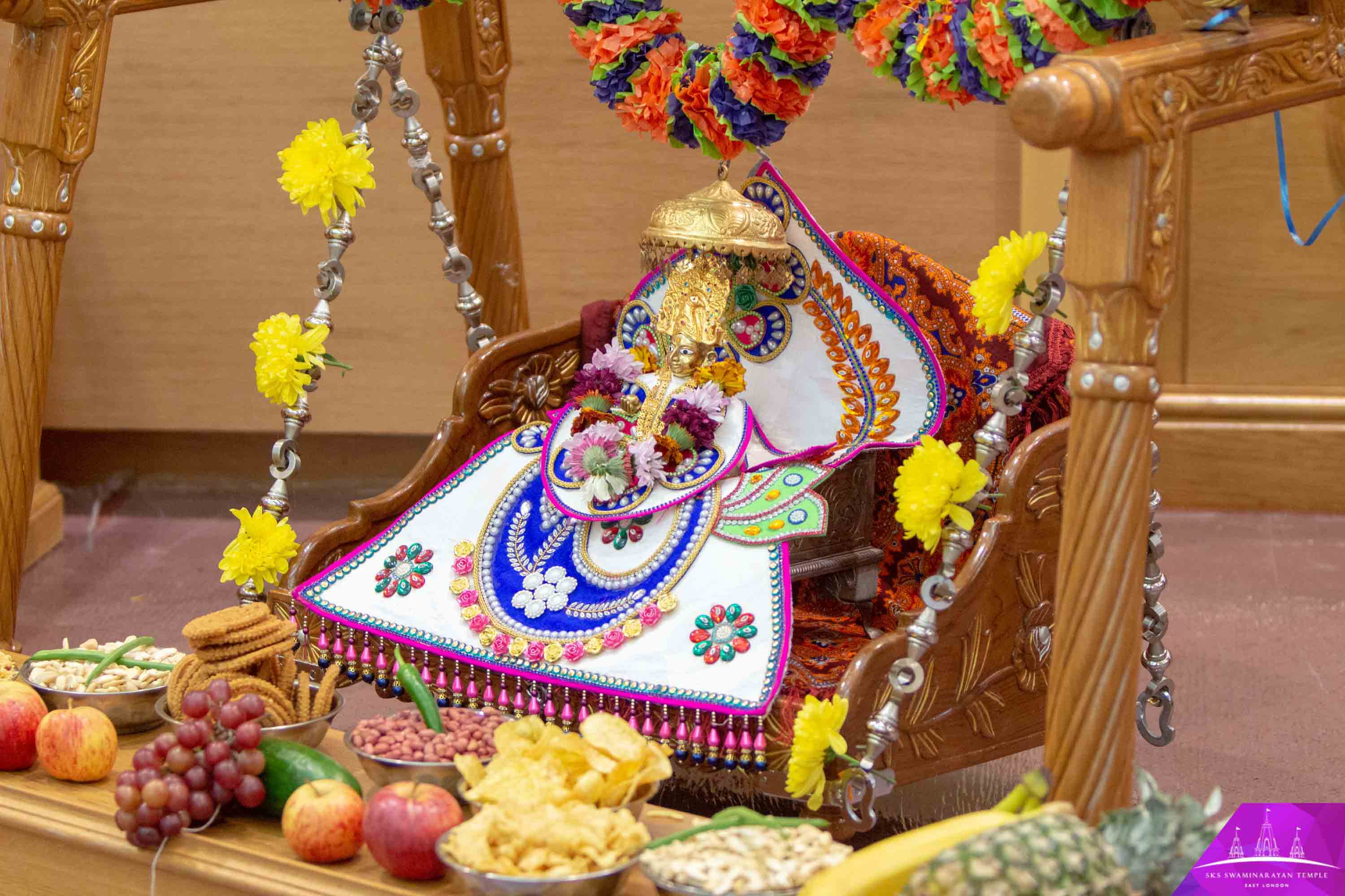 ©1987-2017 SKS Swaminarayan Temple East London